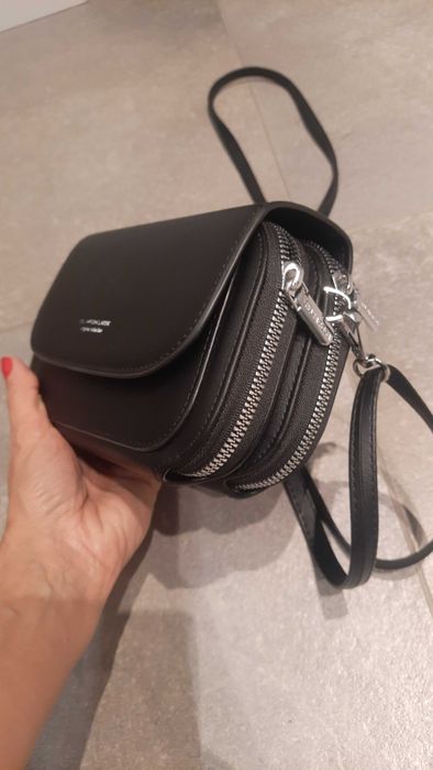 Torebka czarna mała na ramię