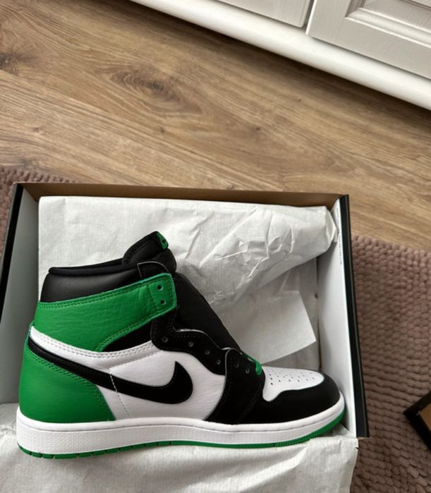 Air Jordan 1 Lucky Green
