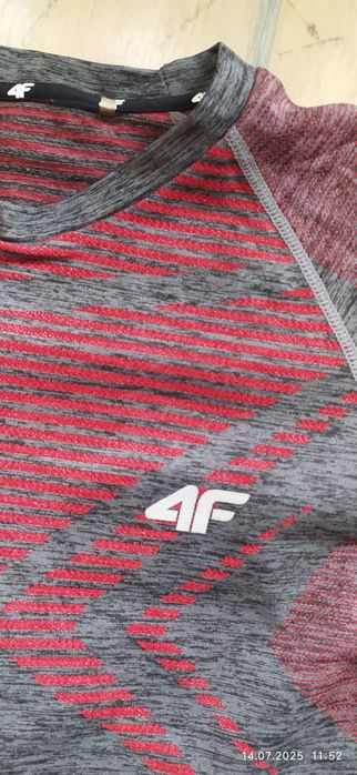 T shirt z 4f rozm. S