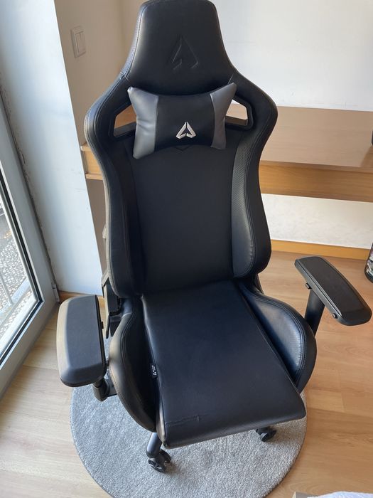 Cadeira Gaming Alpha Gamer Nimbus - Excelente estado!