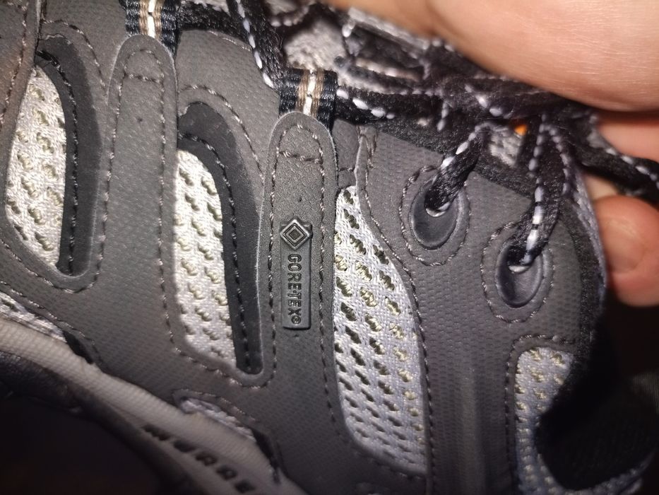 Buty trekingowe podejsciowe MERRELL beluga podeszwa Vibram  Gore-Tex