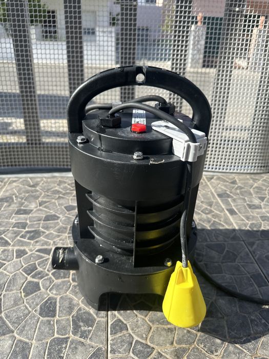 Bomba moedor submersível SANIPUMP