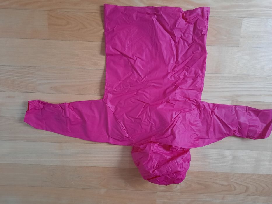 Płaszczyk przeciwdeszczowy