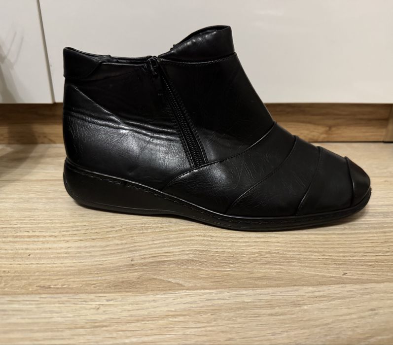 Женские полусапожки резиновые