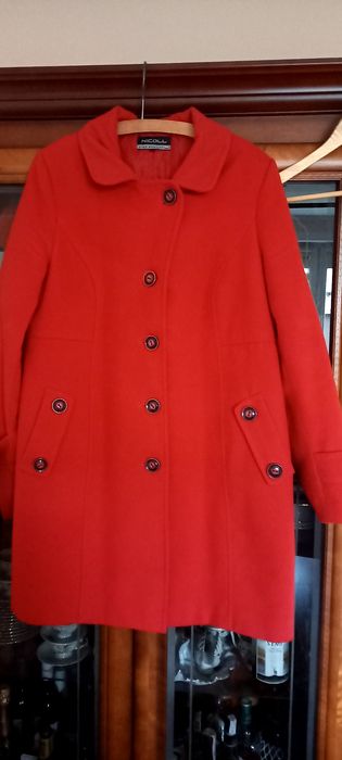 Płaszcz czerwony roz.42- bardzo ciepły bawełna