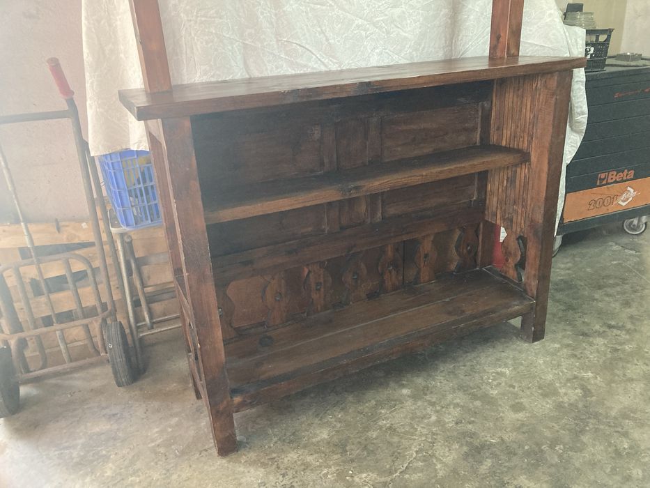 Móvel Bar Rústico, em madeira