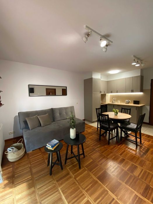 Hel! Apartament z ogródkiem dla 4-6 osób! Parking!