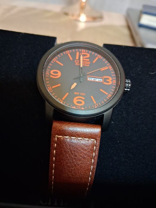 Nowy męski zegarek Citizen Eco-drive solarny BM8476-07E 42mm