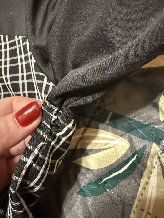 Długa maxi sukienka tiulowa z długim rękawem plus size na święta