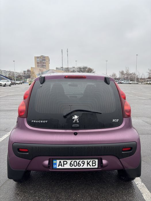 Peugeot 107 2012