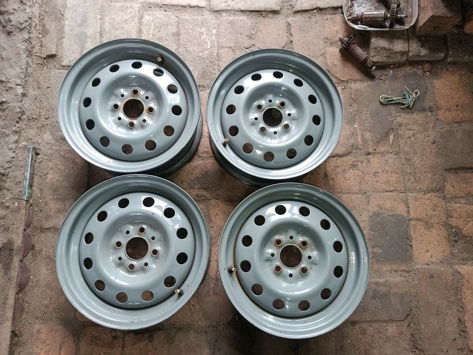 Продам диски ваз 4.98 r14