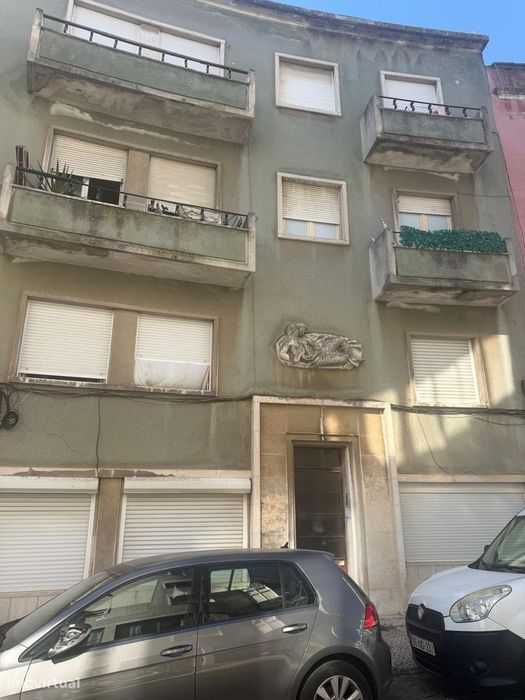 Oportunidade De Investimento | Rua Do Funchal | Lisboa