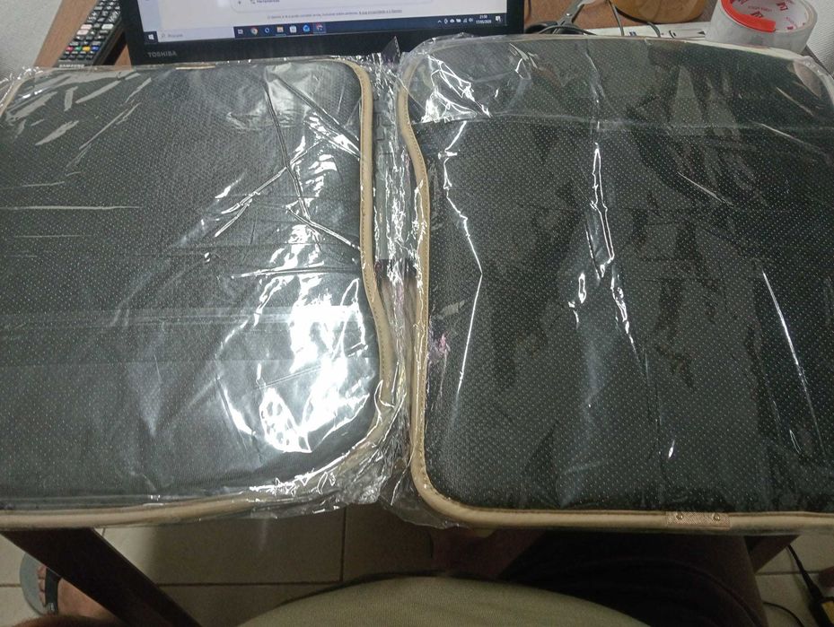 Conjunto de 2 Almofadas Protetoras Acolchoadas p/ Banco de Carro ou Cadeira