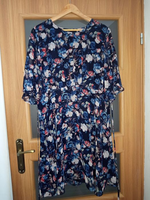 42 xl sukienka  cubus