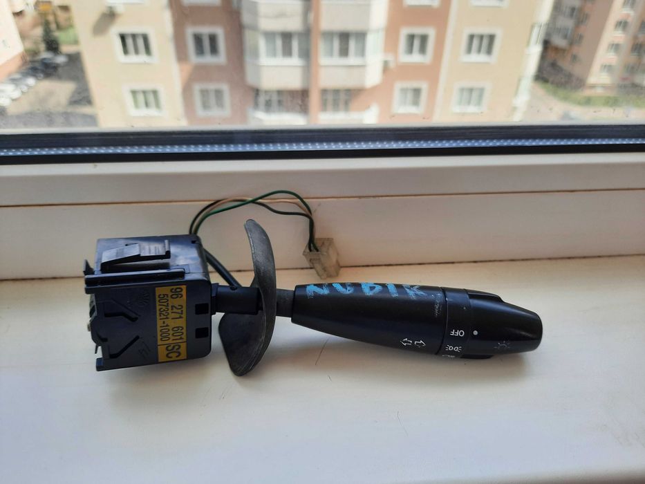 Переключатель поворотов+свет,нубира (96271601)