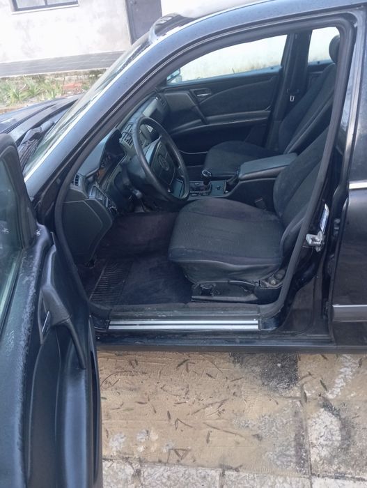 Mercedes e220 96
