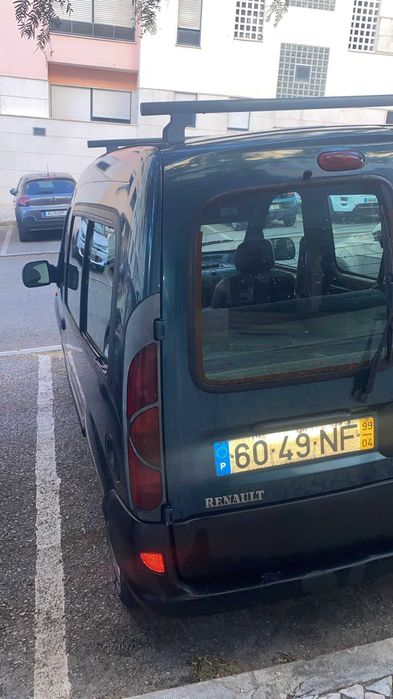 Renault.   kangoo
