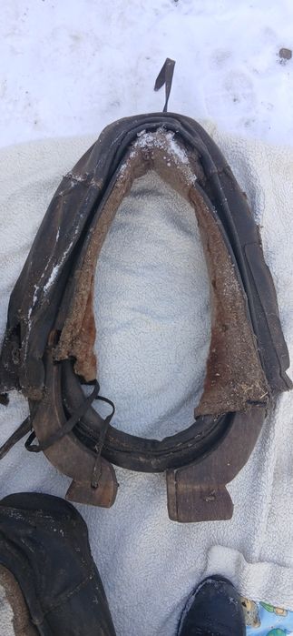 Продам збрую для коня ціна за всі