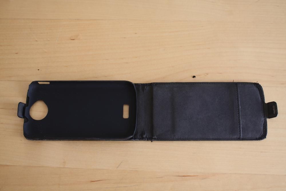 Bolsas para smartphone Wiko Cink e Wiko Ufeel