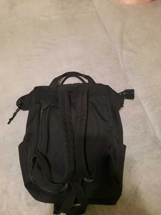 Рюкзак девочке, в школу