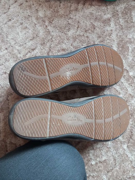Botki  Clarks r. 38