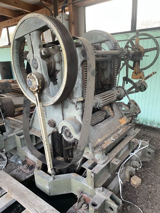 Trak pionowy GKT 60 górnonapedowy tartak