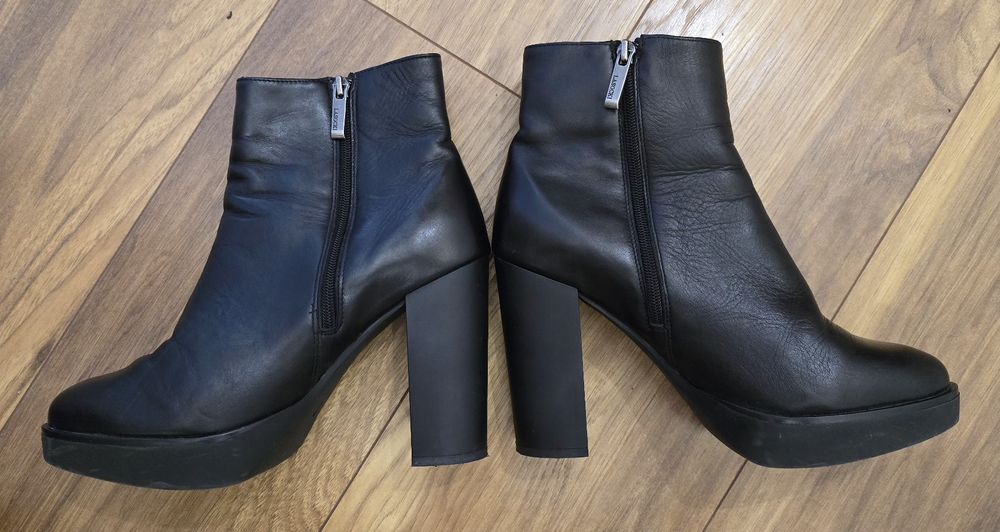 Buty damskie skórzane Lasocki 39