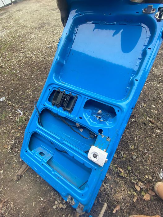 Задні двері Vito 639