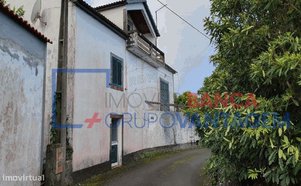 Moradia T4 para venda