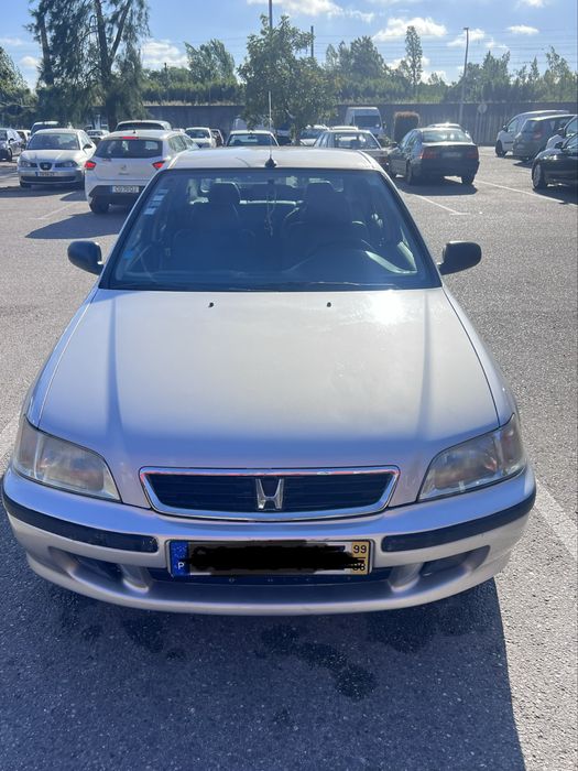 Honda civic 99 em Bom estado