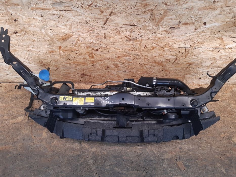 Pas przedni/ chłodnice Nissan Qashqai diesel