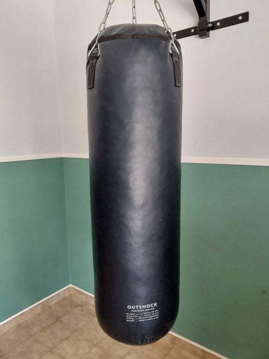 Saco de boxe c/ suporte de parede