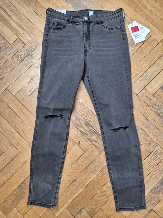 Spodnie, bluzy i inne  męskie rozm. m/l