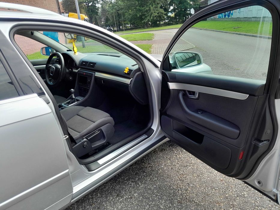 Audi A4b7 S-line 2005 rok . 2.0 TDI 140 KM . ZADBANE I UTRZYMANE W ŁADNYM STANIE .