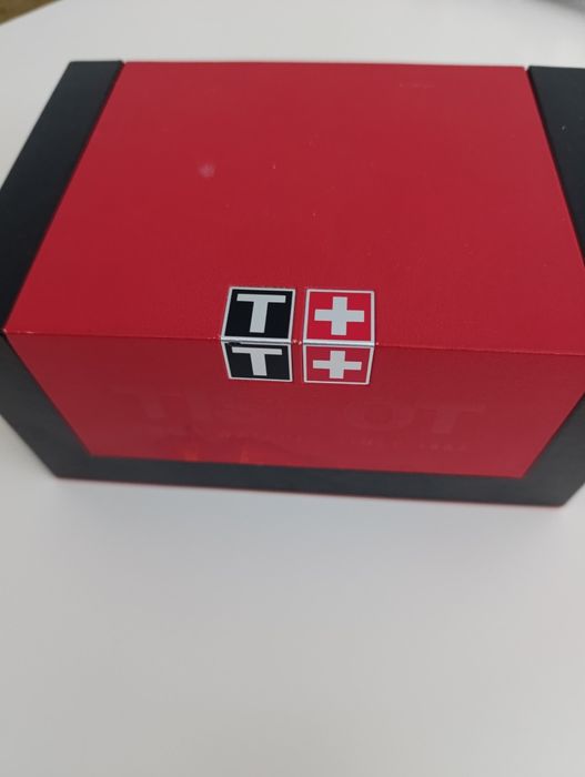 Tissot relógio novo
