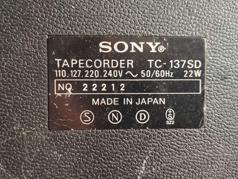 Gravador cassetes Sony TC-137 SD