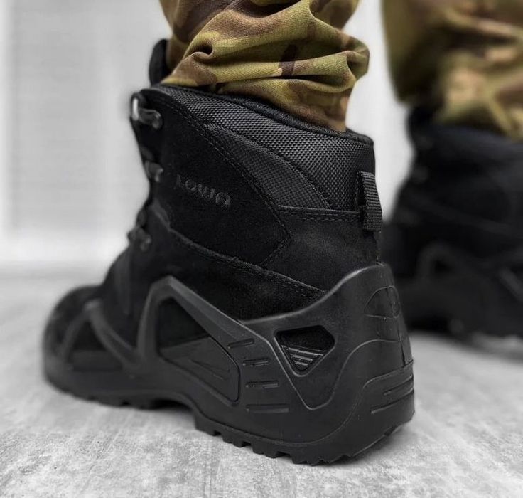 LOWA Zephyr GTX MID TF Black Gore-Tex | Тактичні черевики | Військові берці | Трекінгове взуття | 40-45