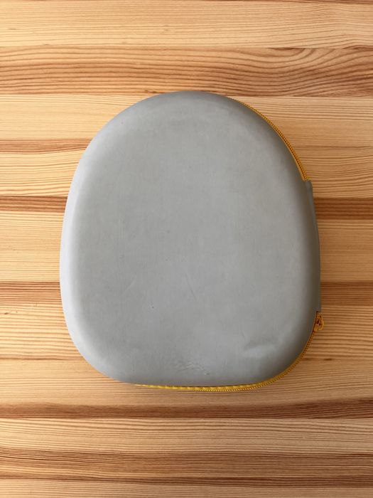 Capa de headphones cinza