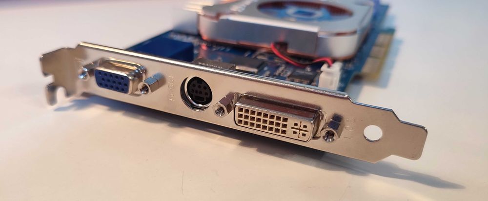 Albatron GeForce 4 Ti 4800 SE 128Mb DDR AGP