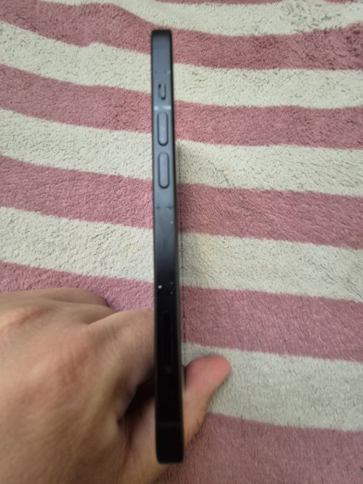 IPhone 15 czarny