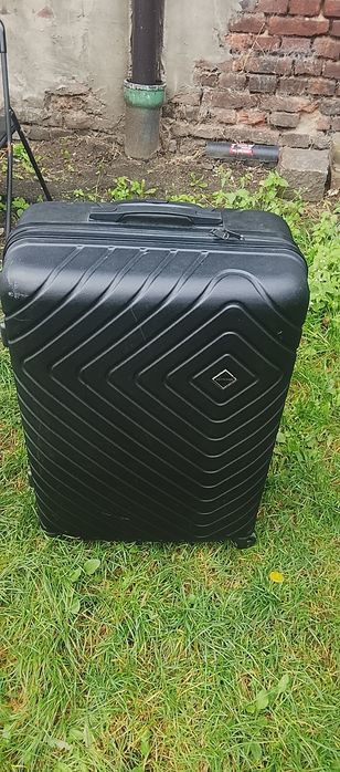 Sprzedam walizkę Wittchen