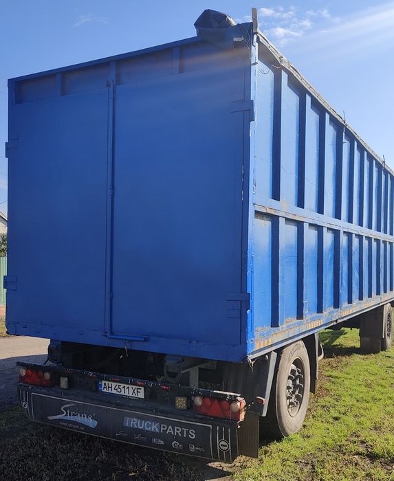 Продам отличный прицеп зерновоз