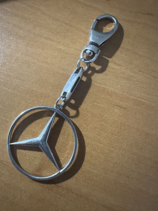 Брелок Mercedes Срібло 925-ї проби