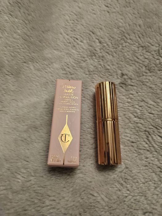 Pomadka pilow talk Charlotte Tilbury