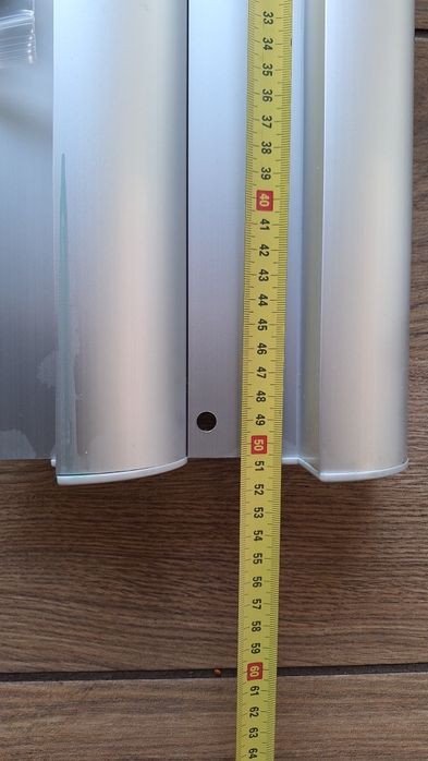 Mocowanie  uchwyt aluminiowy paneli słonecznych kamper