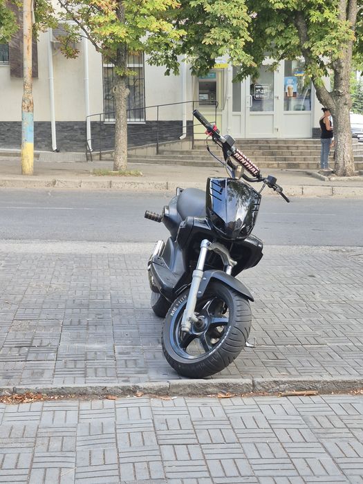 Yamaha slider (на заряде)