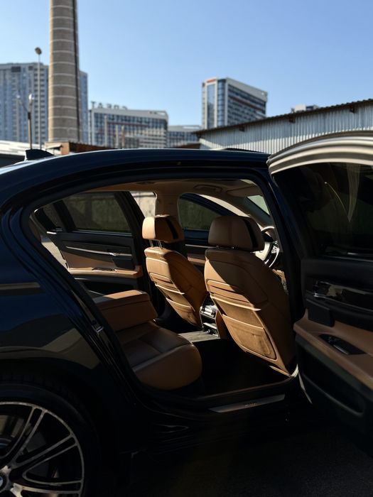BMW 750ldx m50d 2012 3.0 дизель