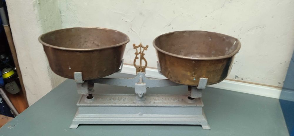 balança para pesar antiga para 10 Kg.