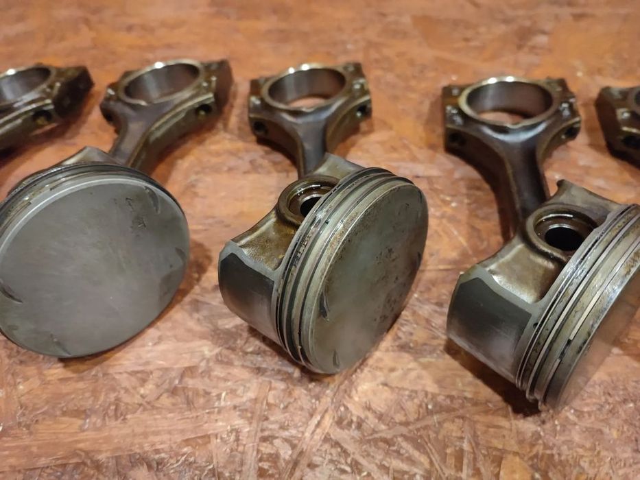 bmw e46 / e39 / e53 / e60 / e65 / e66 / e83 / e85 / z3 oryginalne tło