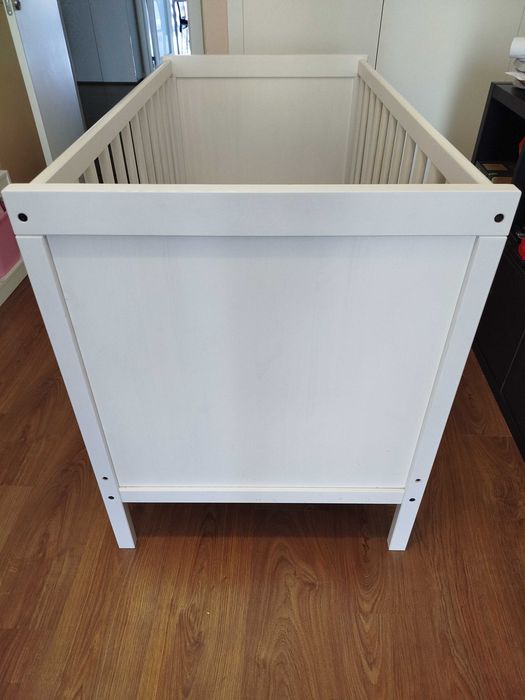 Berço / cama de grades + colchão SUNDVIK, branco, 60x120 cm